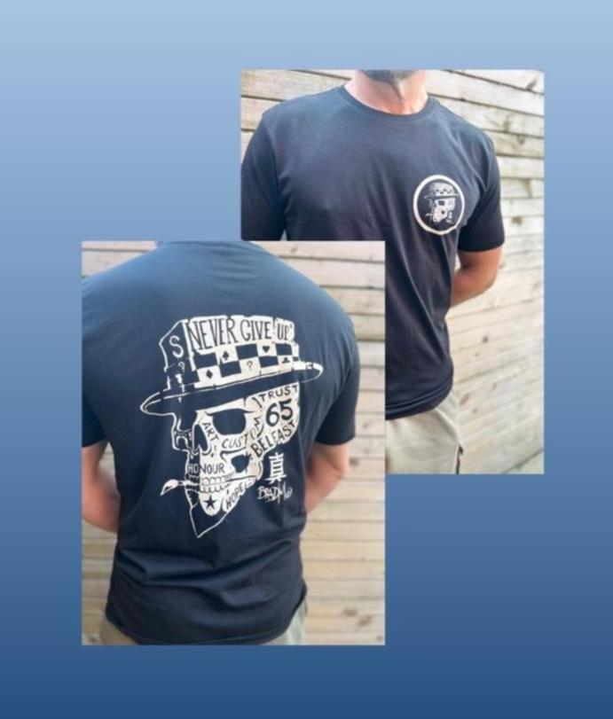 'Never Give Up' T-Shirt | Black